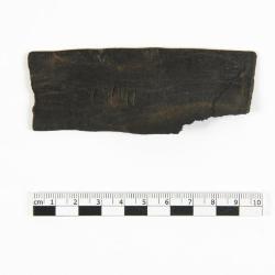 Fragment de cuir  avec estampille