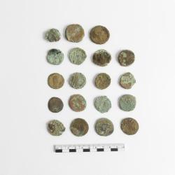 19 Monnaies indéterminées